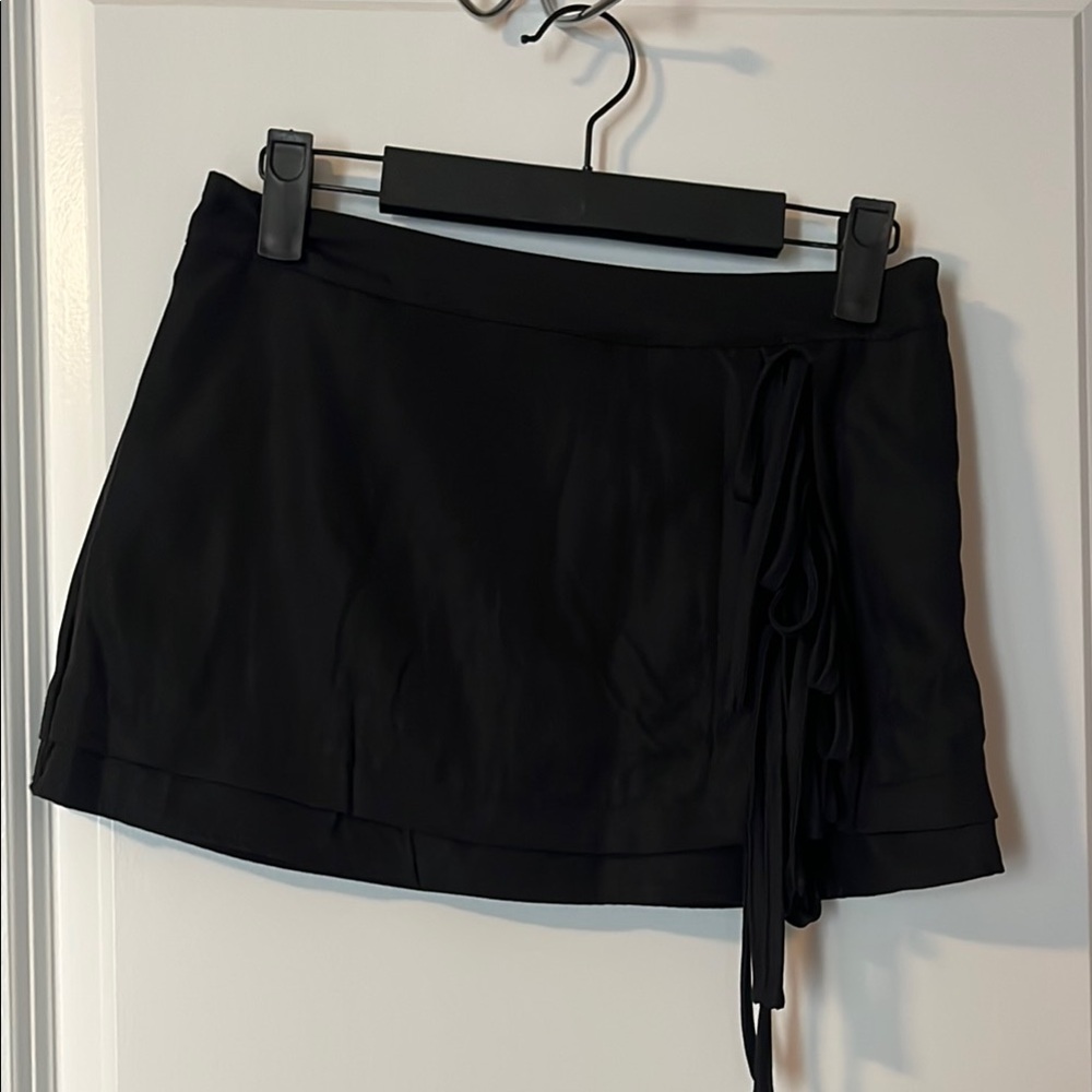 Chic Black Mini Skirt with Tie Detail